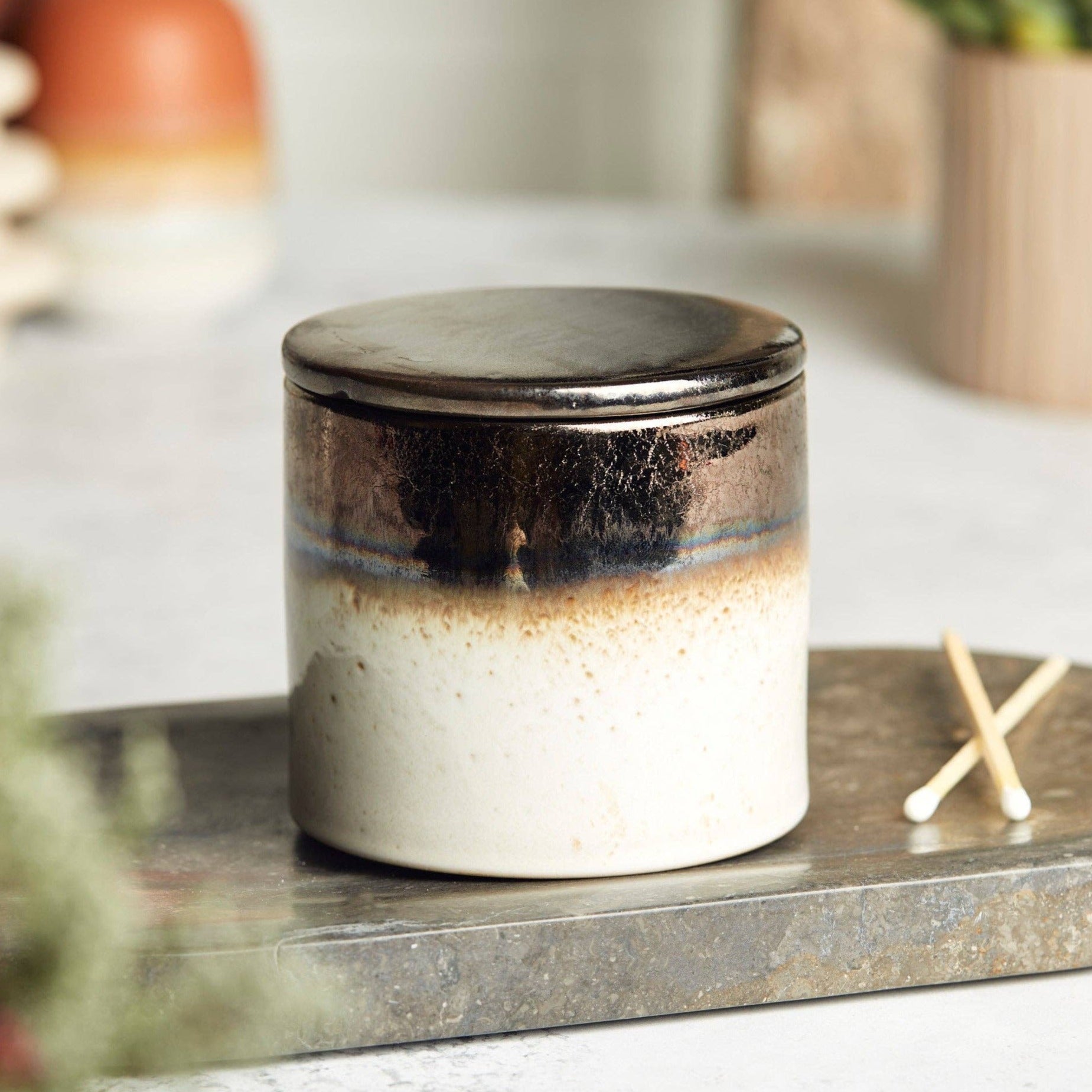 Cillian Ceramic Candle