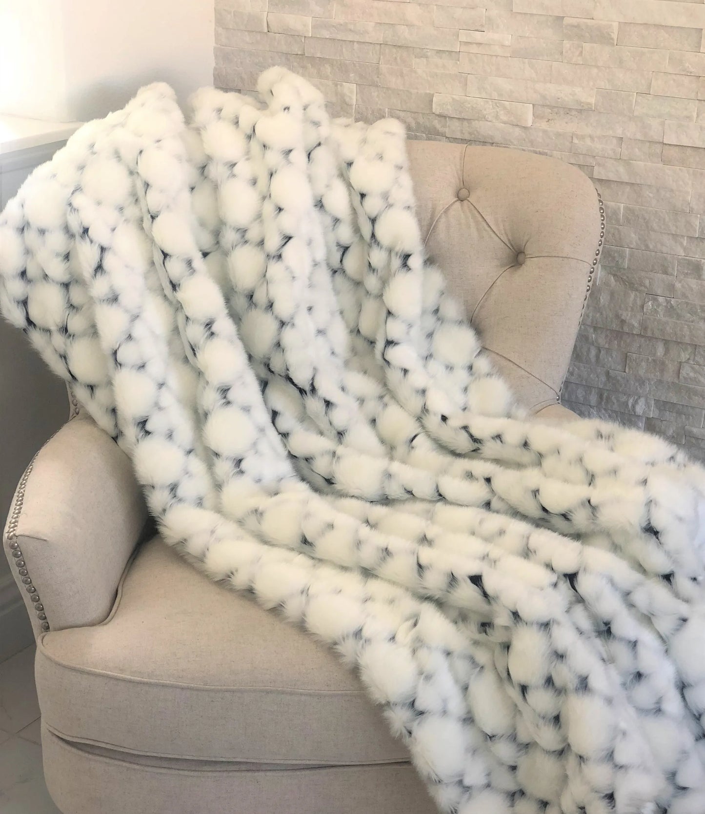 Plutus White with Black Shades Faux Fur Snow Luxury Throw