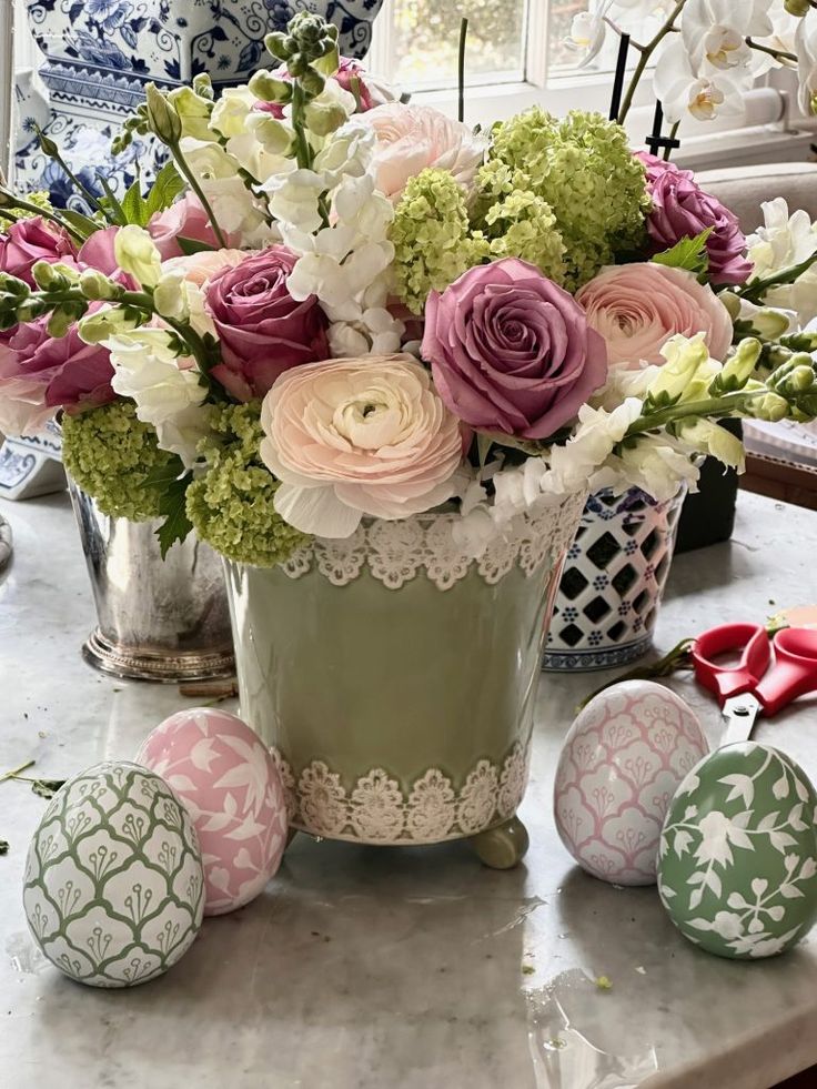 Pink & White Trellis Egg
