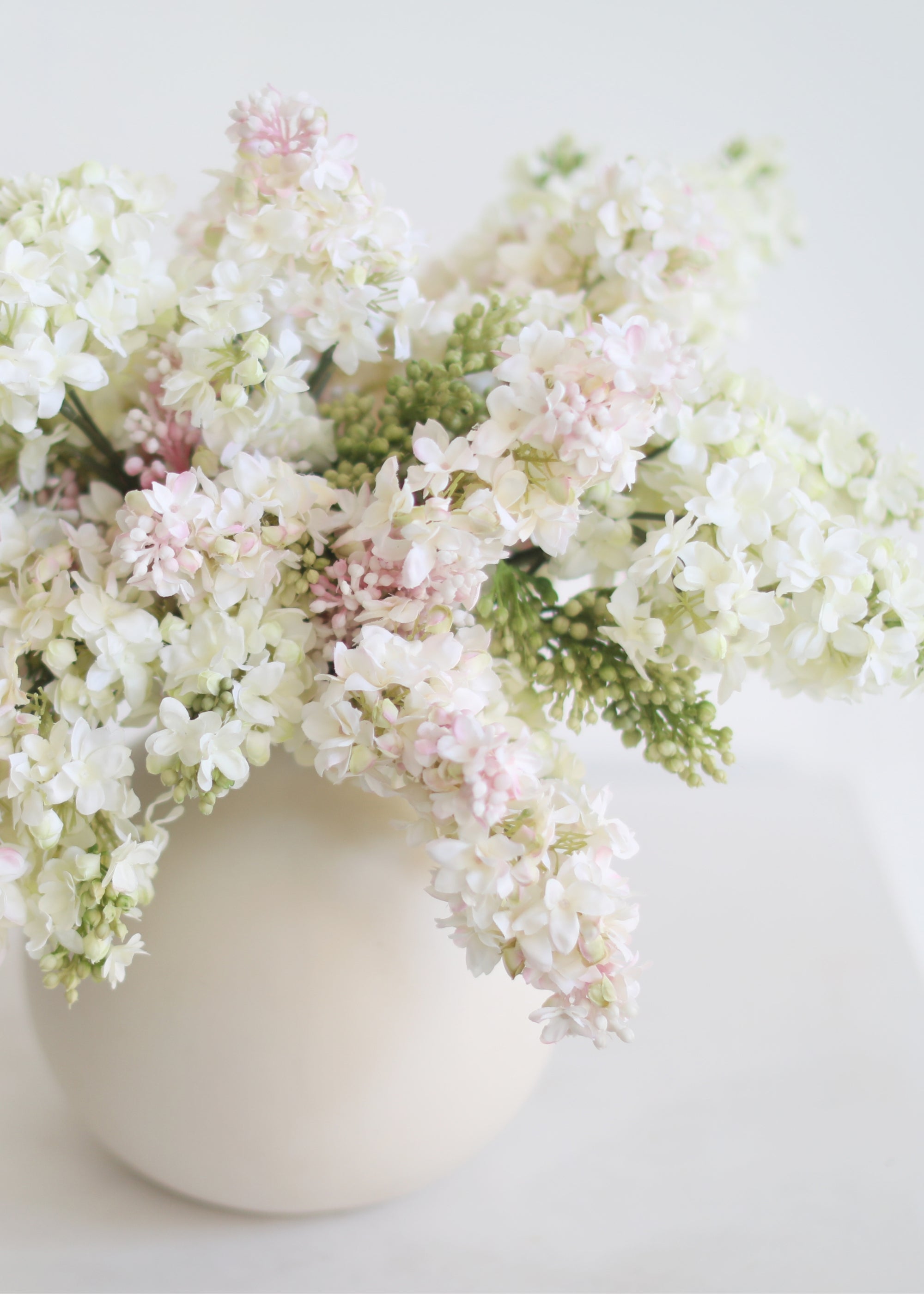 Fake Flowers Lilacs in Cream - 25"