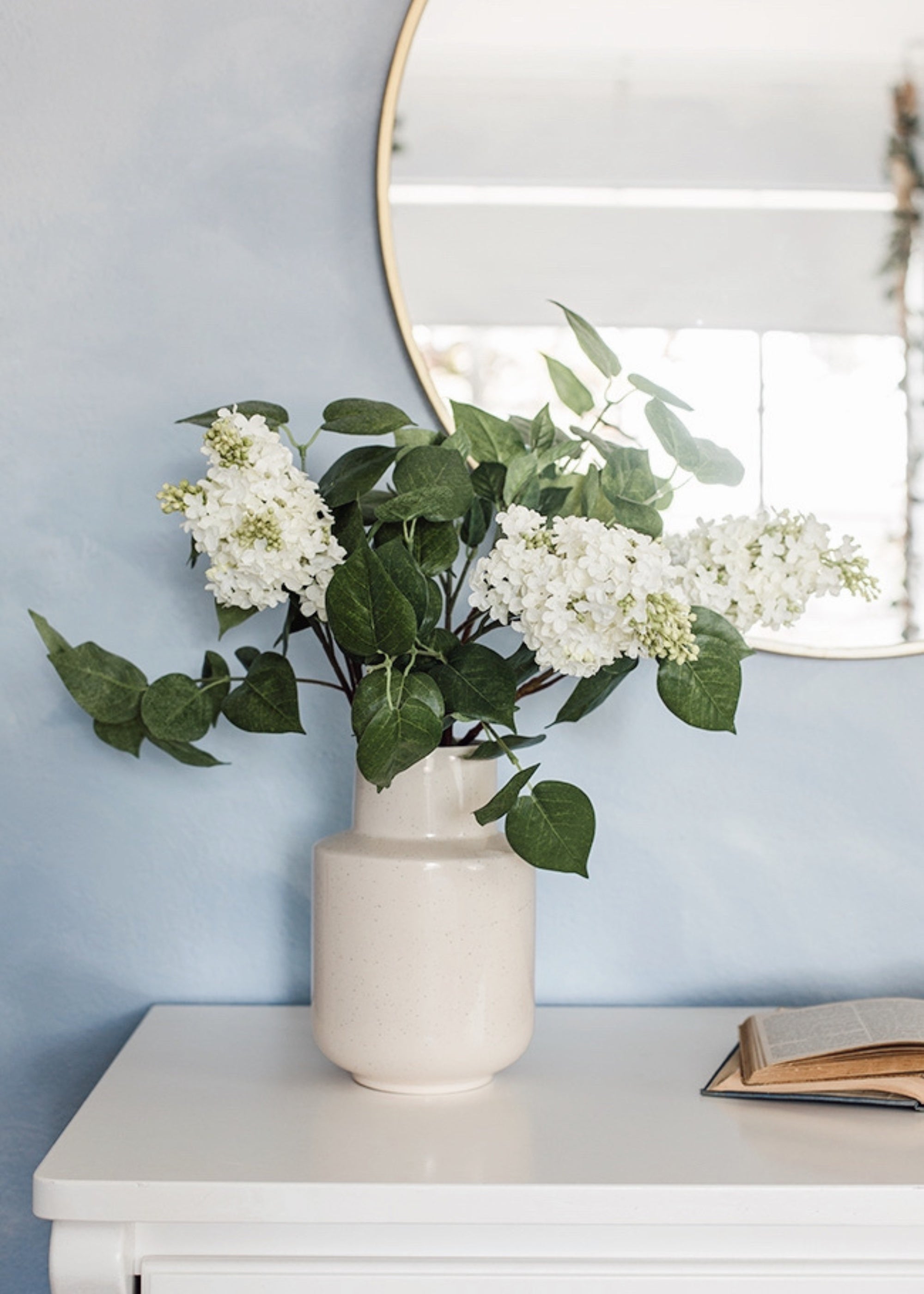 Premium Artificial Blooming Lilac Stem in White - 26"